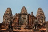 Cambodge - Temple Mebon Oriental - Porte est gardée par les lions
