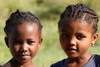 Madagascar - Lac Rasoabe (Pangalanes) - Jeunes villageoises