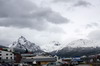 Argentine, Chili - Ushuaia - La ville devant les sommets enneigés