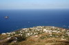 Sicile - Stromboli - San Vincenzo et le Strombolicchio durant la monte au volcan