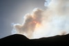 Sicile - Sommet de l'Etna - Panache de vapeur du cratre Nord-Est